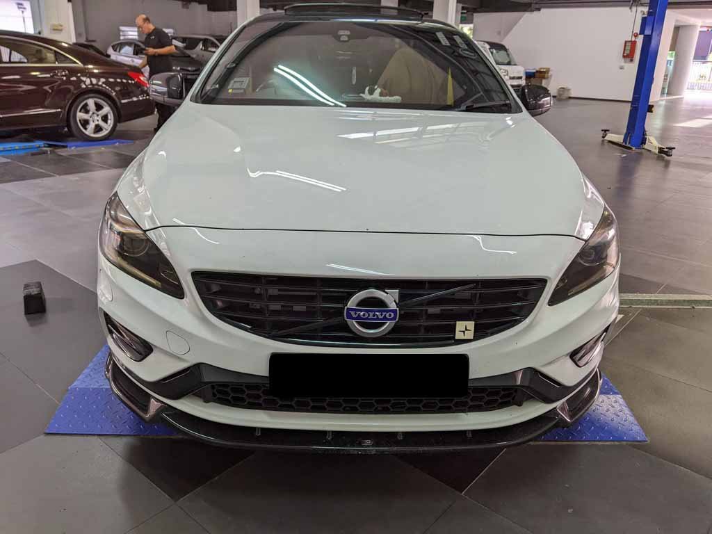 Volvo S60 T5 R Design A/T S/R