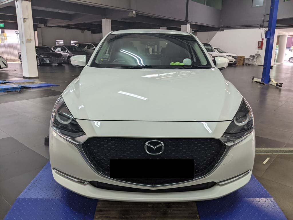 Mazda 2 Hatchback 1.5 AT Deluxe I4