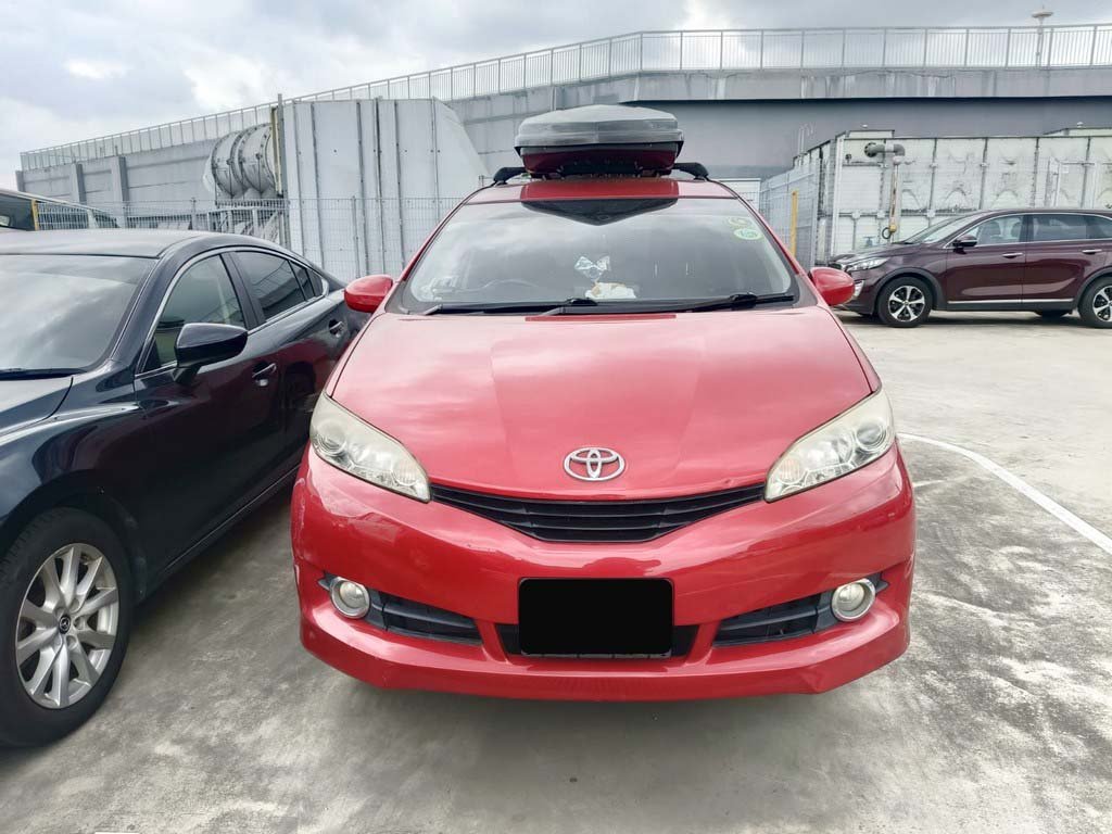 Toyota Wish 2.0 Auto (COE Till 05/2029)