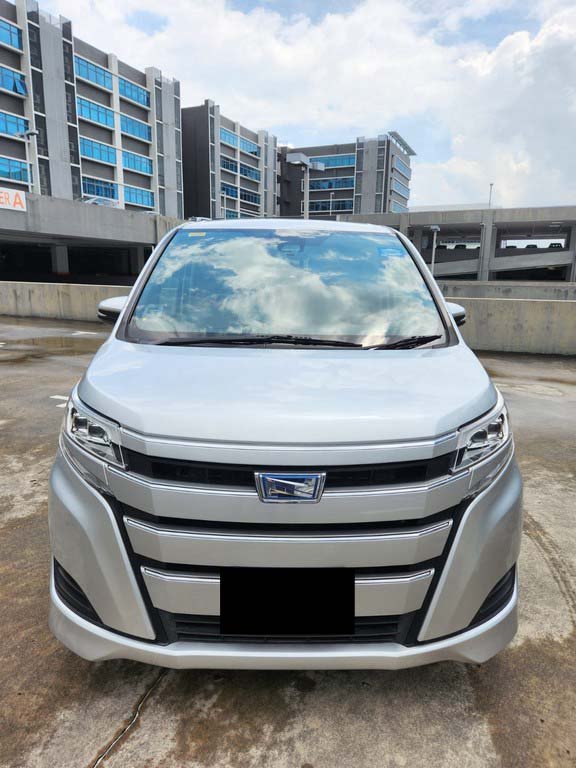 Toyota Noah Hybrid 1.8X Cvt (Hybrid)
