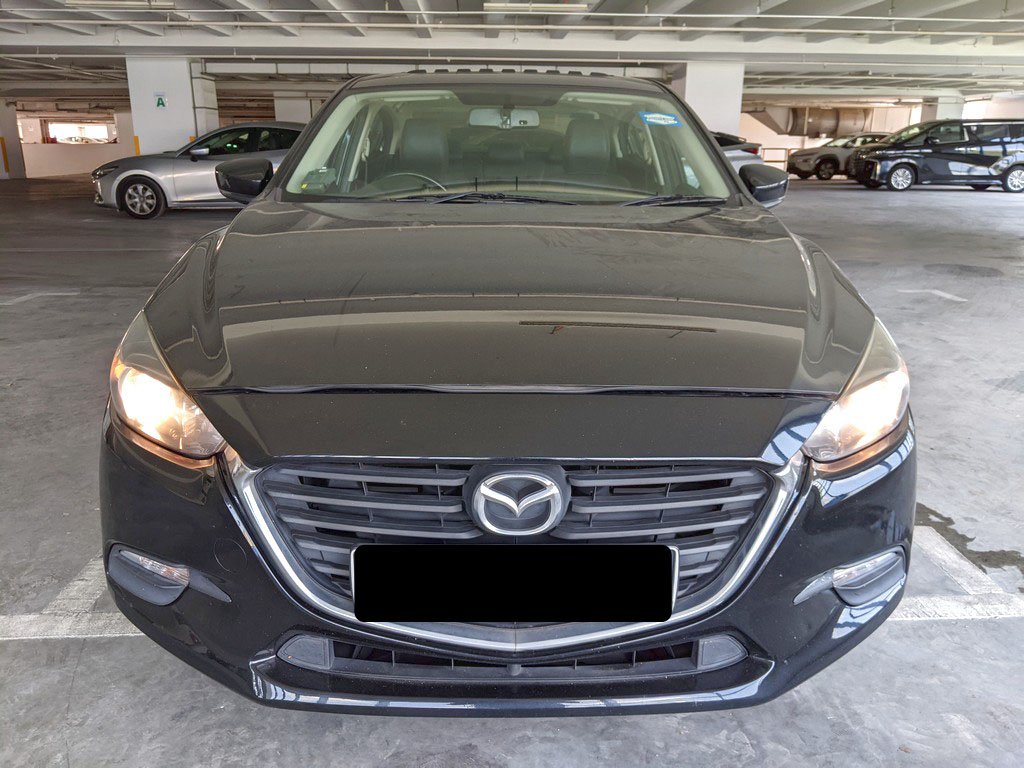 Mazda 3 Sedan 1.5 At Eu6