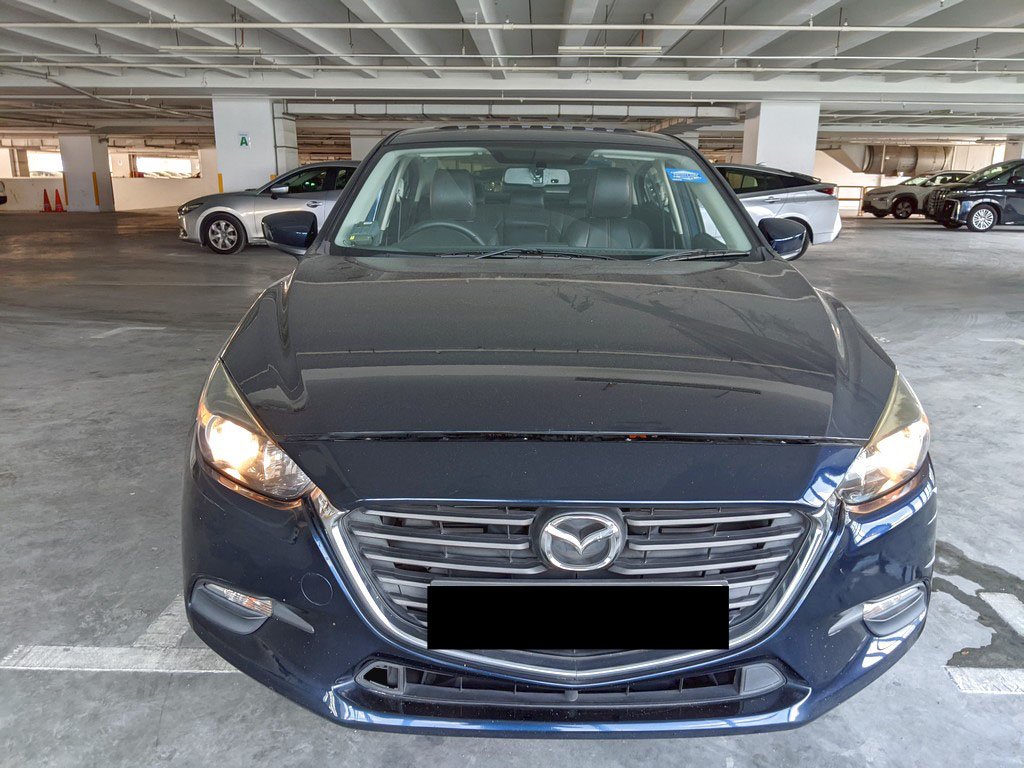 Mazda 3 Sedan 1.5 At Eu6