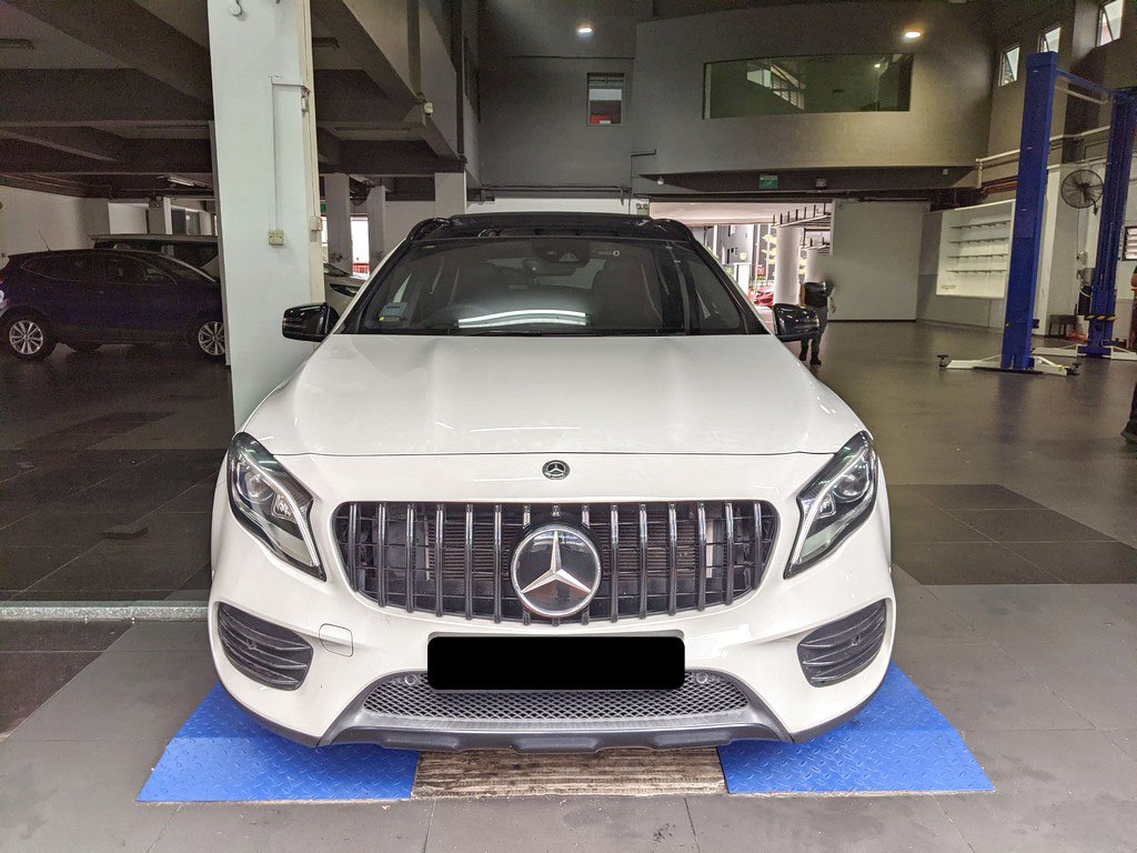 Mercedes Benz Gla200 Amg Line Auto