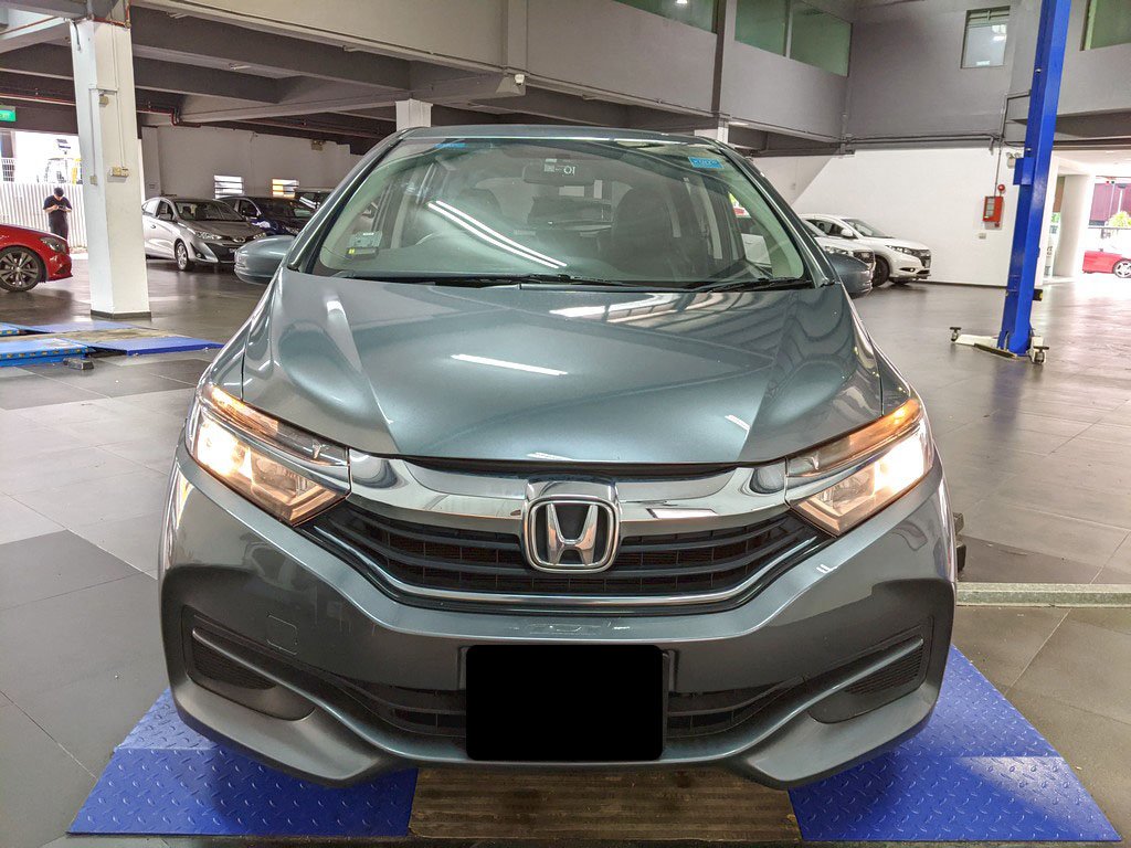 Honda Shuttle 1.5 Auto (Hybrid)