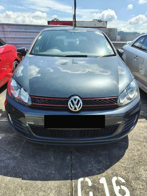 Volkswagen Golf Gti 2.0 A (COE Till 08/2030)