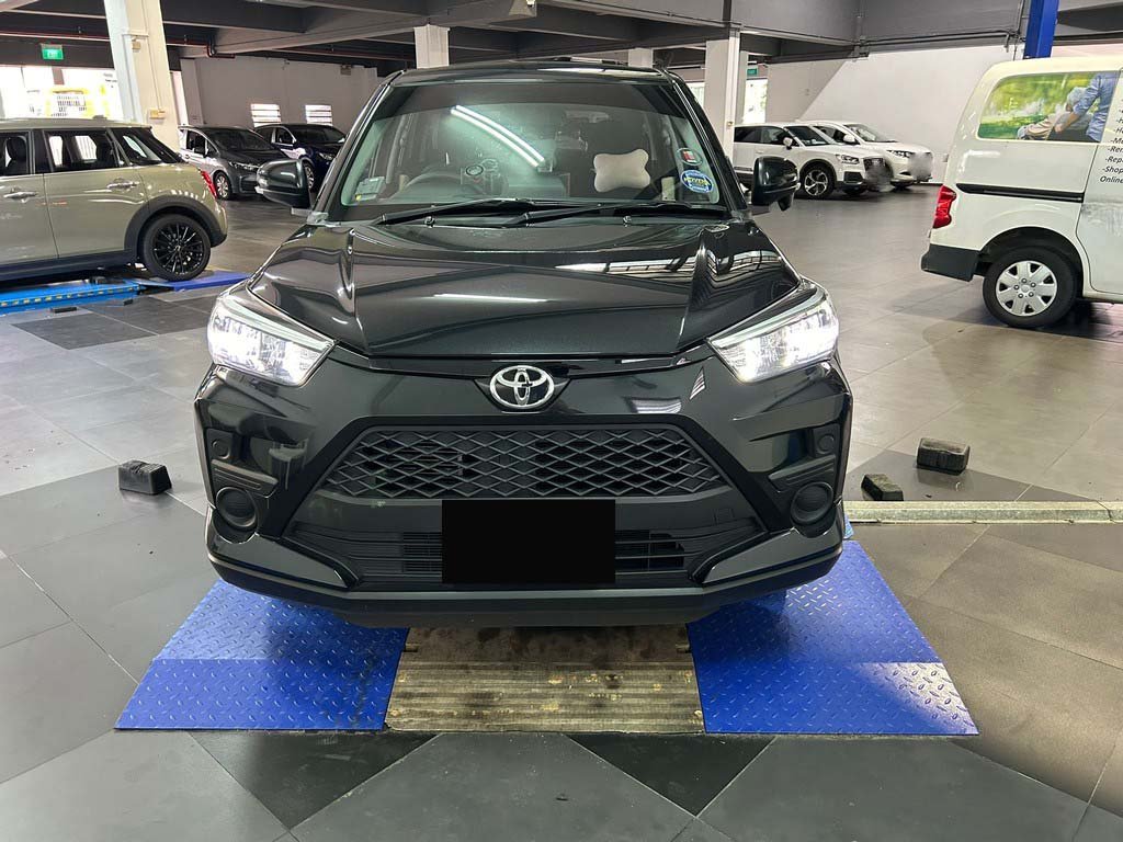 Toyota Raize 1.0x Cvt