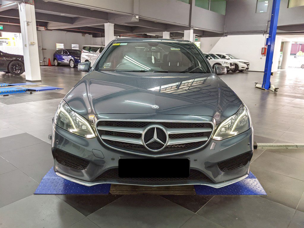 Mercedes Benz E250 Sedan Edition E (r18 Led)