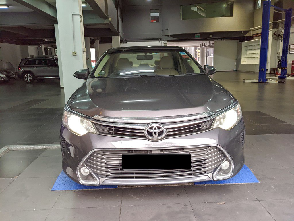 Toyota Camry 2.5 Auto