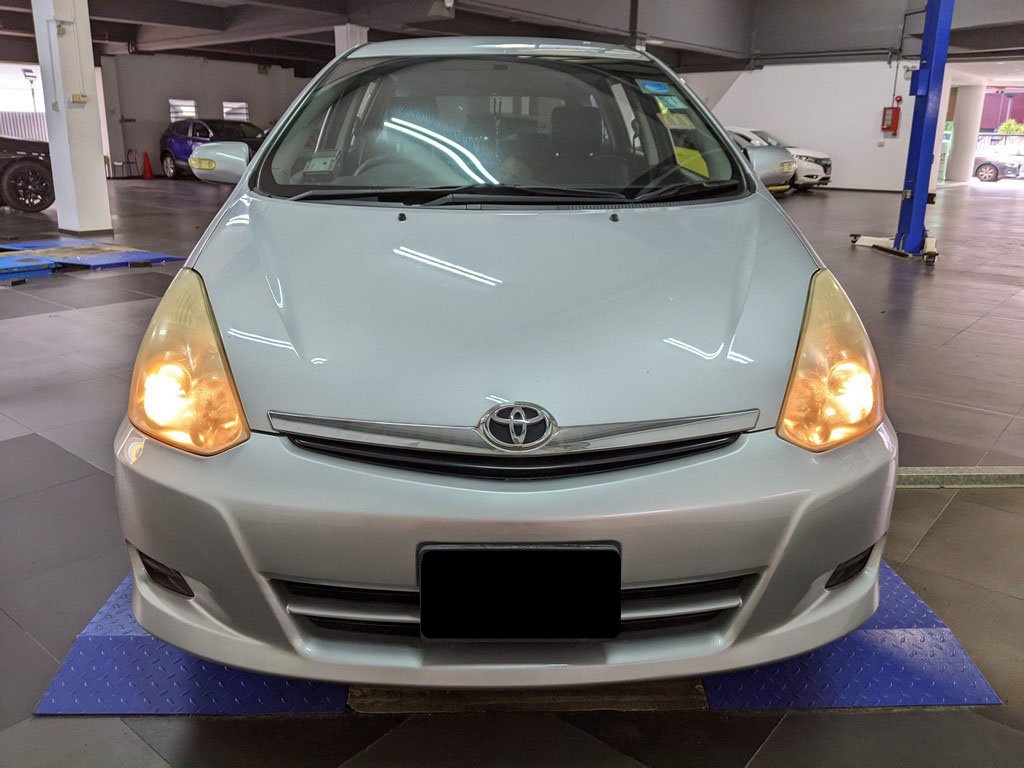 Toyota Wish 1.8 Auto (COE Till 11/2028)