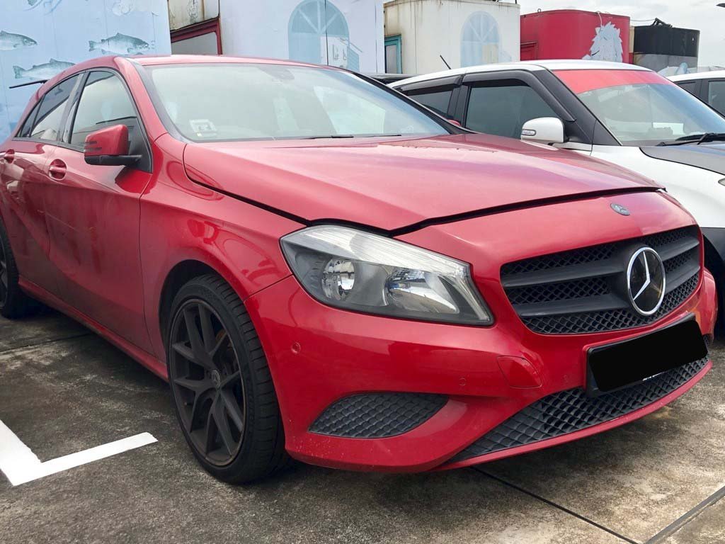 Mercedes Benz A180 (R17)