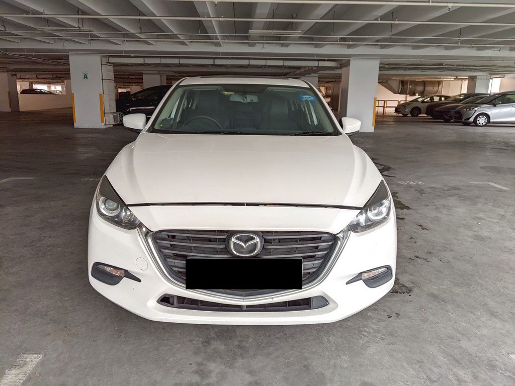 Mazda 3 Sedan 1.5 At Eu6