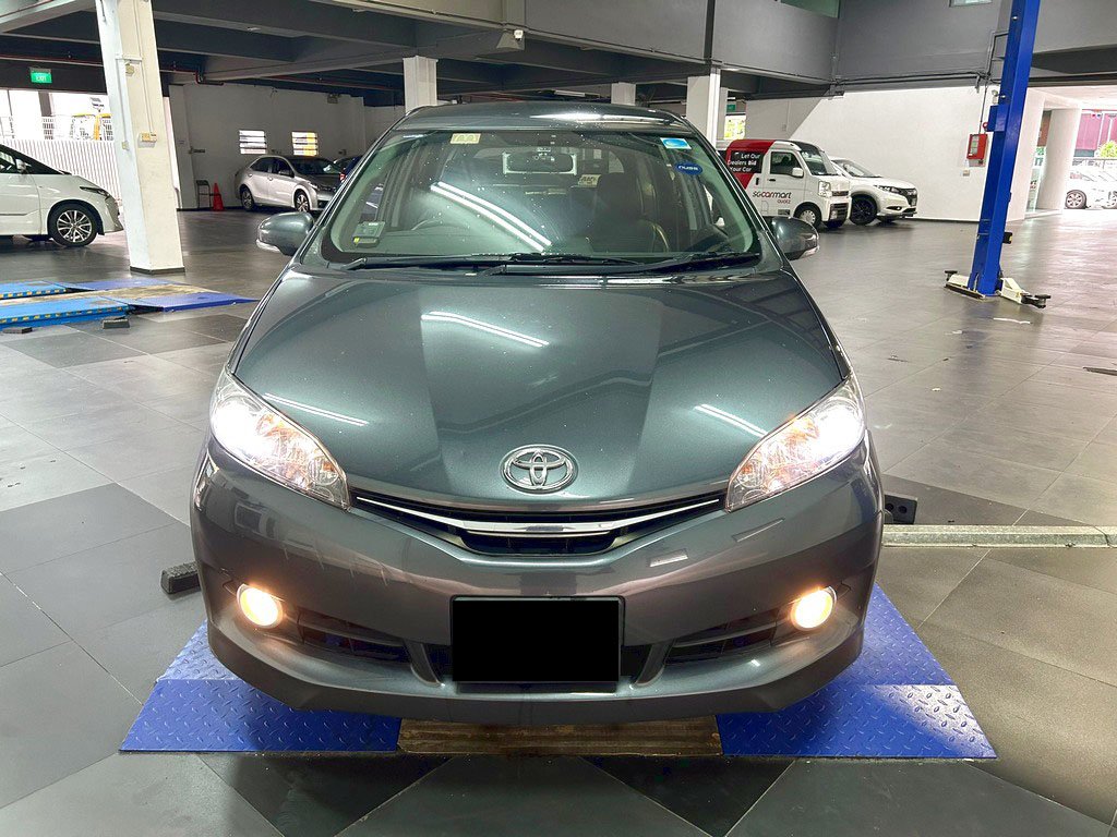 Toyota Wish 1.8 Cvt