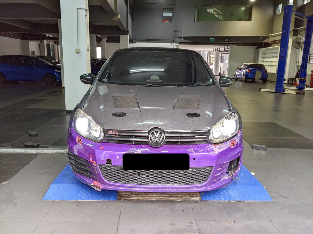 Volkswagen Golf Gti 2.0 A (COE Till 10/2029)