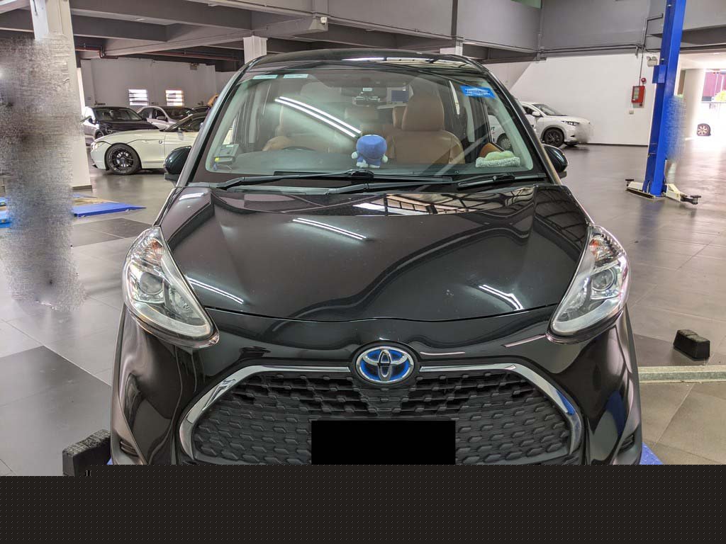 Toyota Sienta Hybrid 7 Seater 1.5x Cvt (Hybrid)