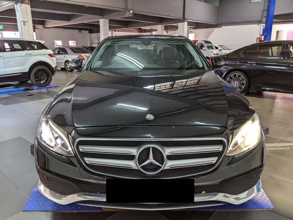 Mercedes Benz E220D Auto