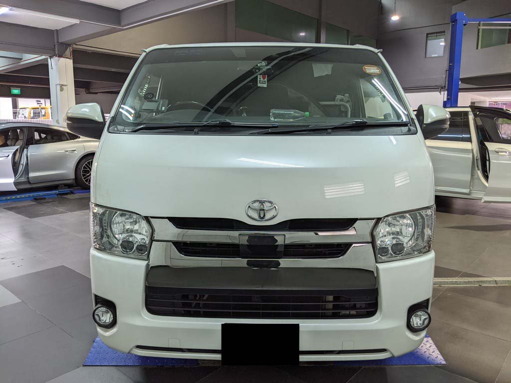 Toyota Hiace Super GL Dark Prime II 2.8 Auto