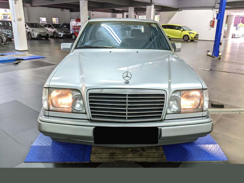 Mercedes Benz 200E At (COE Till 01/2029)