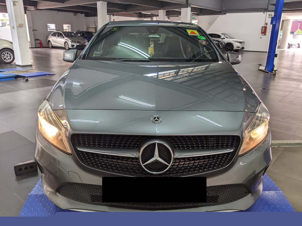 Mercedes Benz A180 FL Style (R17 Hlg)