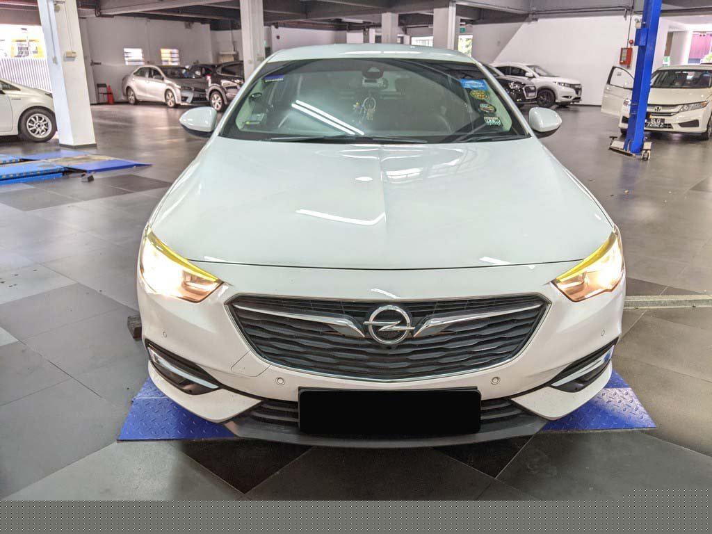 Opel Insignia Grandsport B16dth