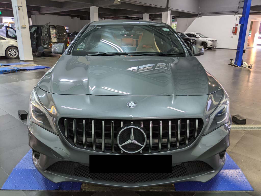 Mercedes Benz Cla180 (R18 BI)