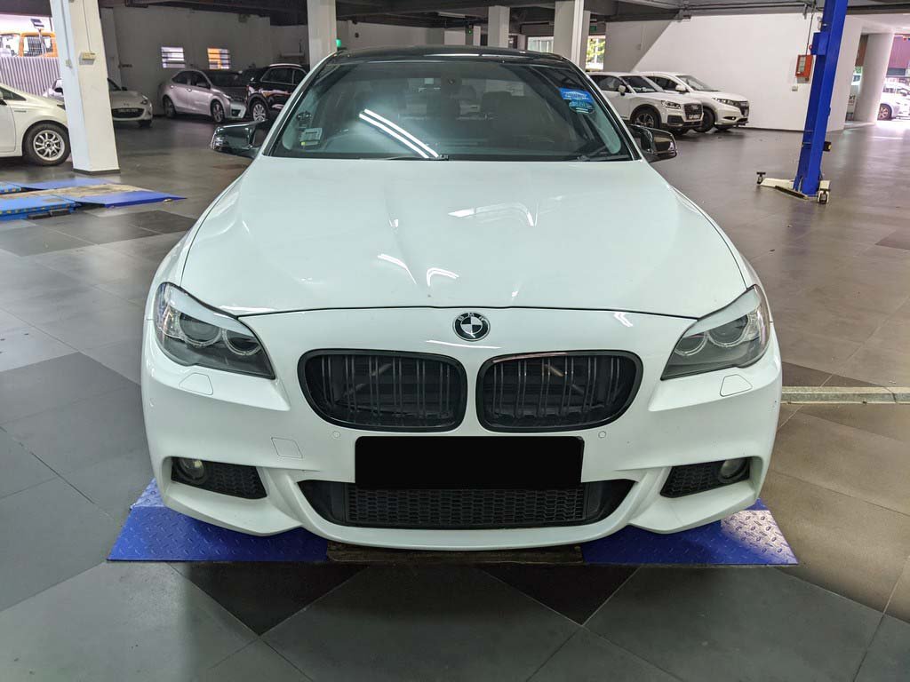 BMW 523I 2.5 At Abs D/ab 2wd 4dr Gas/d Nav (COE Till 04/2031)