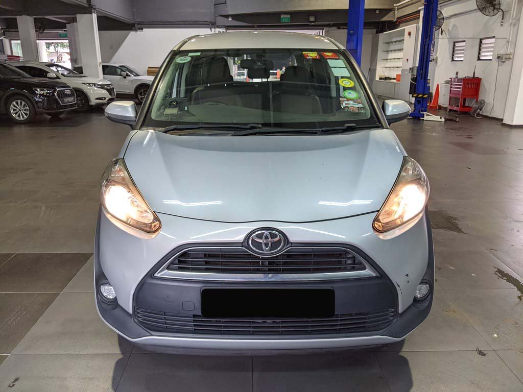 Toyota Sienta 1.5 Cvt Std