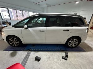 Citroen Grand C4 Picasso 1.6i Ehdi Etg6 Halogen