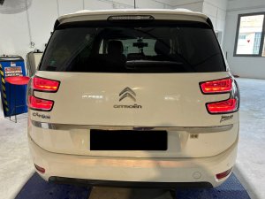 Citroen Grand C4 Picasso 1.6i Ehdi Etg6 Halogen