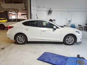 Mazda 3 Sedan 1.5 At Led Eu6