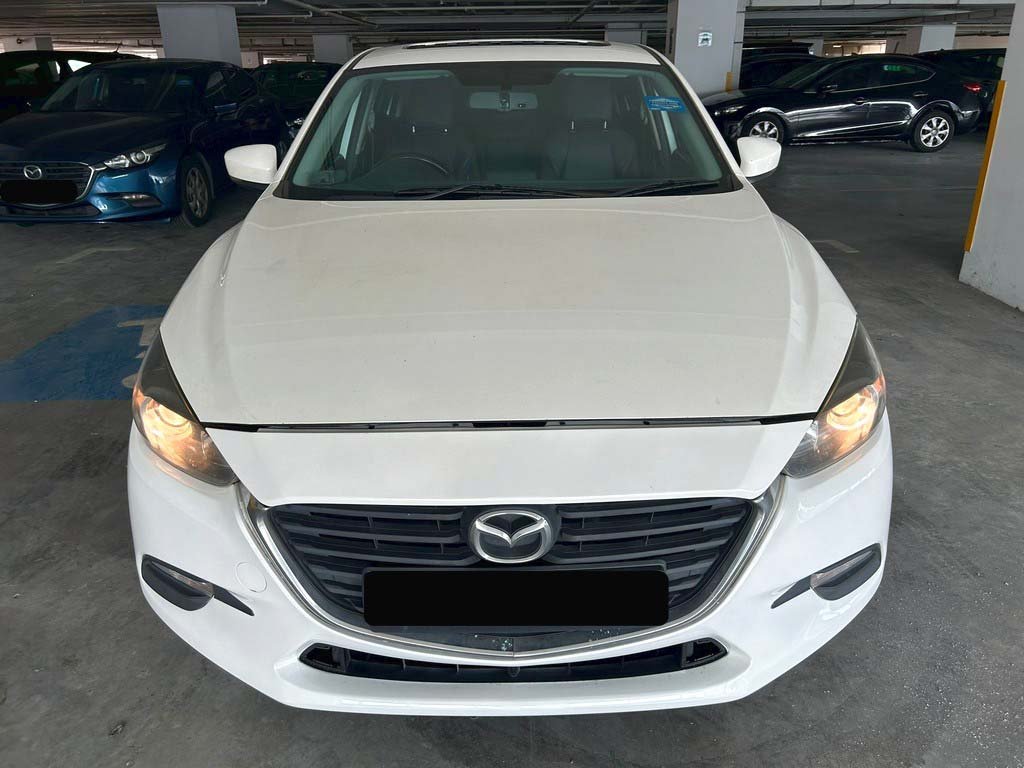 Mazda 3 Sedan 1.5 At Eu6
