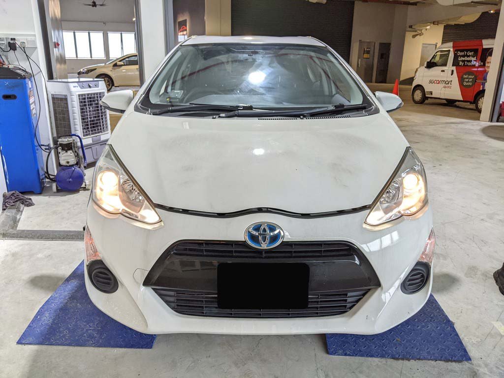 Toyota Aqua 1.5S CVT (Hybrid)