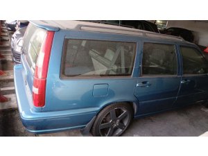 Volvo V70 2.0 Auto (COE Till 11/2027)