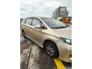 Toyota Wish 1.8 Cvt