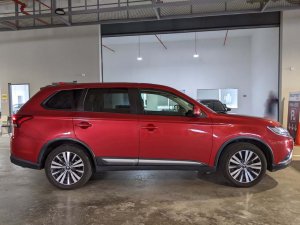 Mitsubishi Outlander 2.0 Cvt