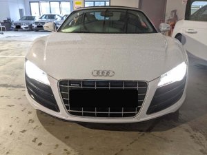 Audi R8 Spyder 5.2 FSI Qu R-Tronic (COE Till 03/2030)