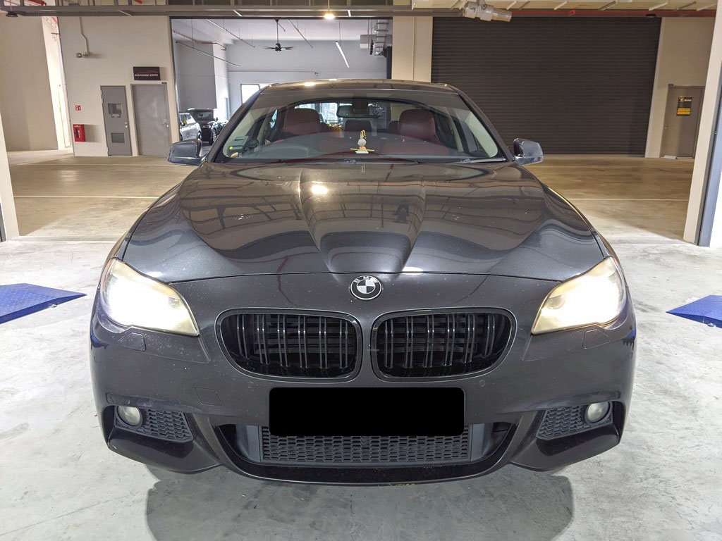 BMW 523i 2.5 At Abs D/ab 2wd 4dr Gas/d (COE Till 01/2031)