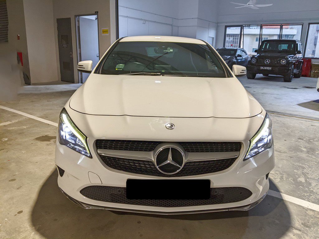 Mercedes Benz Cla180 Coupe Urban (r18 Led)