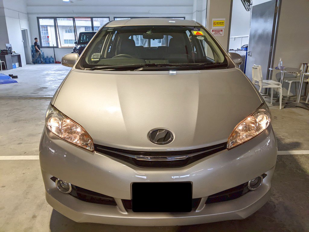 Toyota Wish 1.8x Cvt Abs D/airbag 2wd 5dr