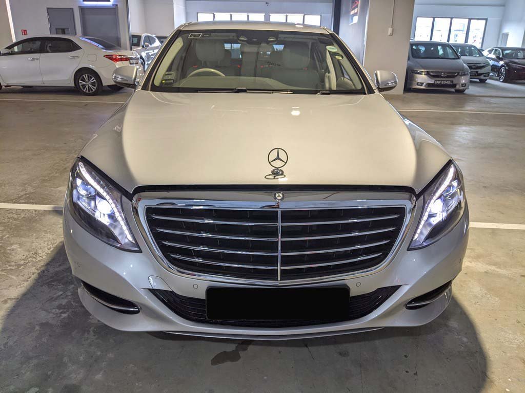 Mercedes Benz S400L (R19 Led)