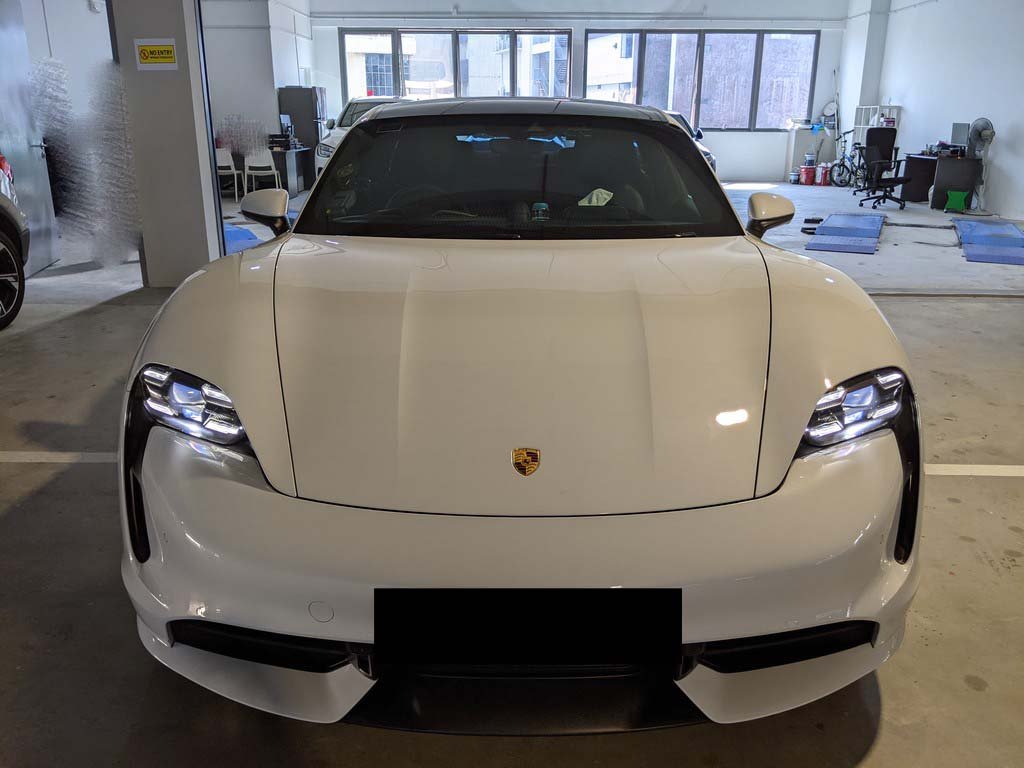 Porsche Taycan Turbo (Electric Vehicle)