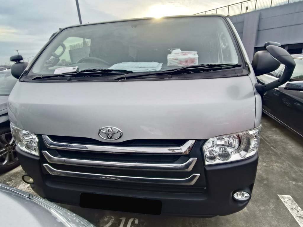 Toyota Hiace Dx 3.0 M