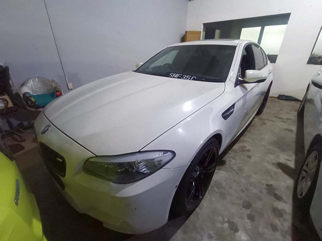 BMW M5 D/ab Sr Abs Hid Dsc Nav Hud Rr/ent (COE Till 02/2032)