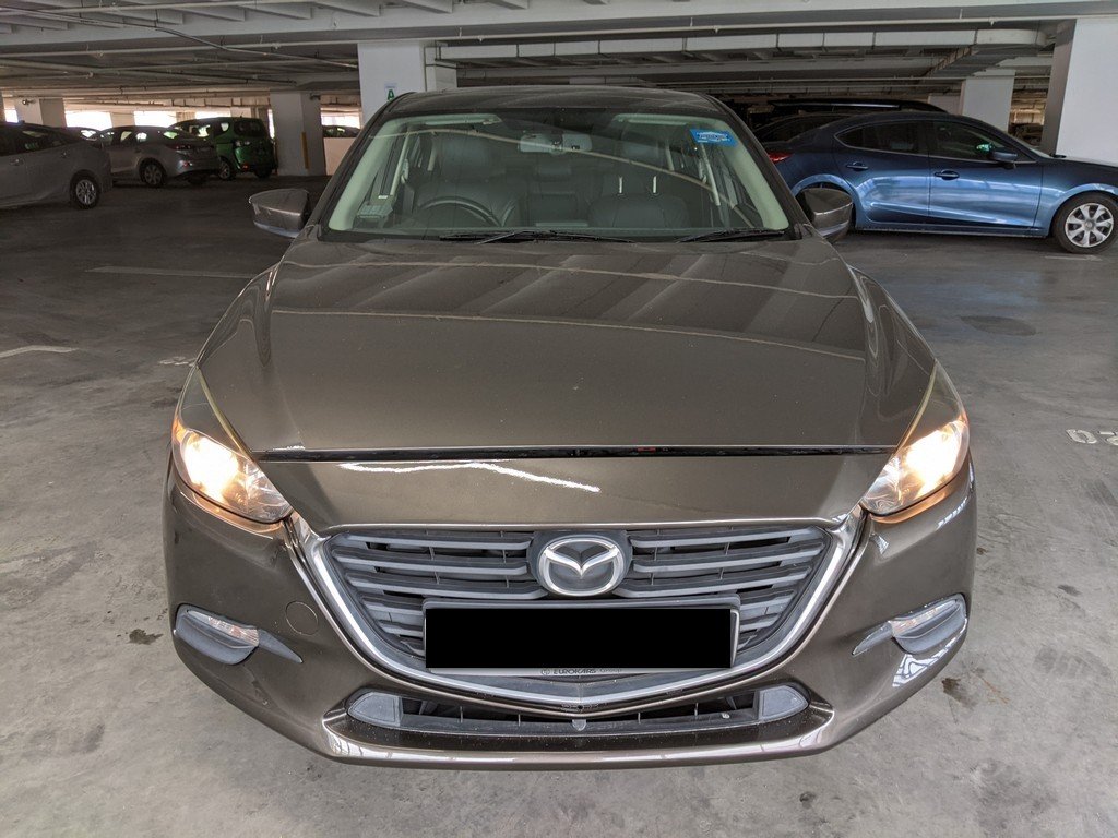 Mazda 3 Sedan 1.5 At Eu6