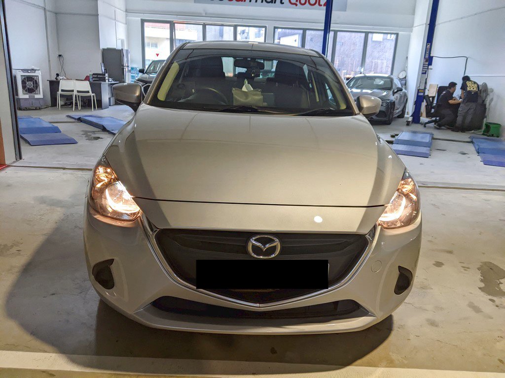 Mazda 2 Sedan 1.5 At Standard Plus Eu6