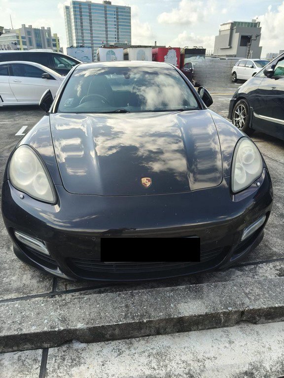 Porsche Panamera Turbo (sport Exhaust) (COE Till 09/2029)