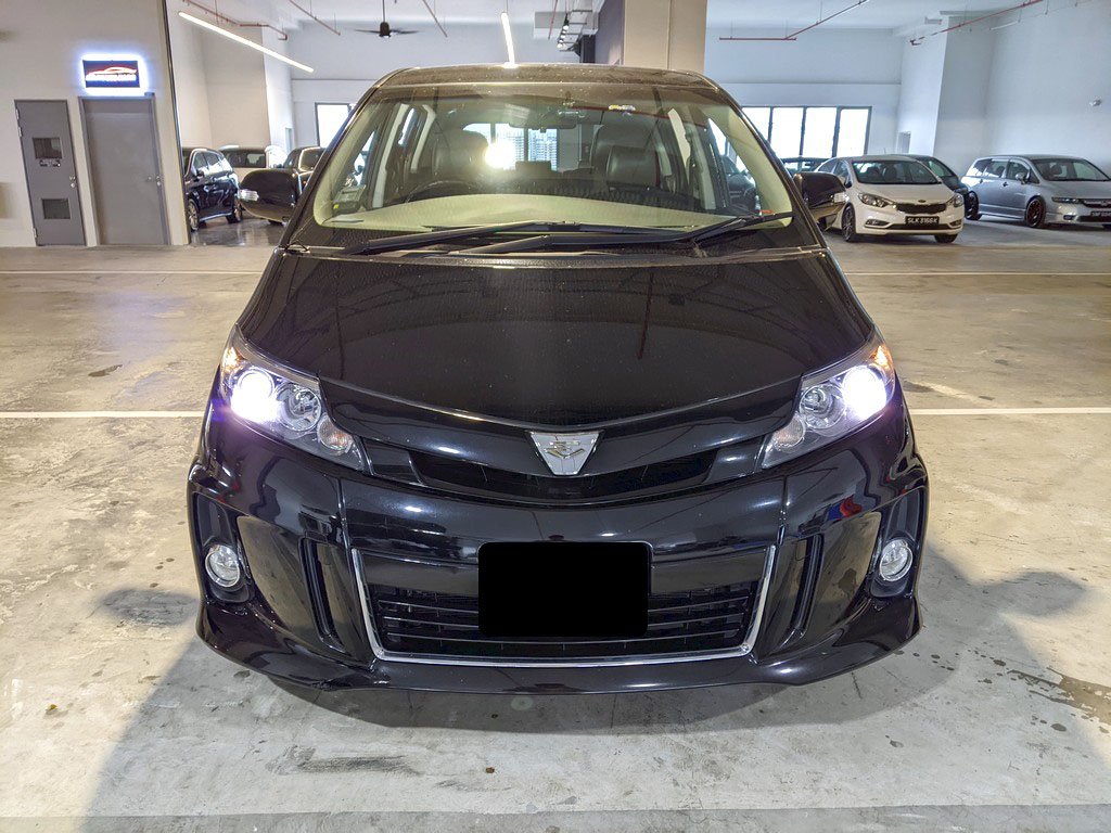 Toyota Estima Aeras Premium 2.4 A