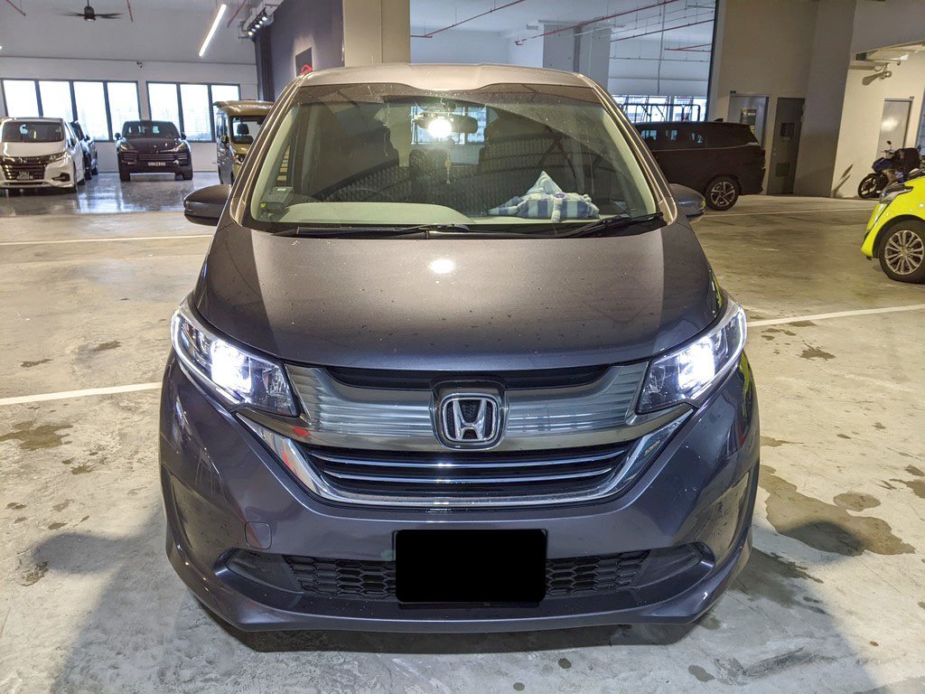 Honda Freed 1.5g Auto (Hybrid)