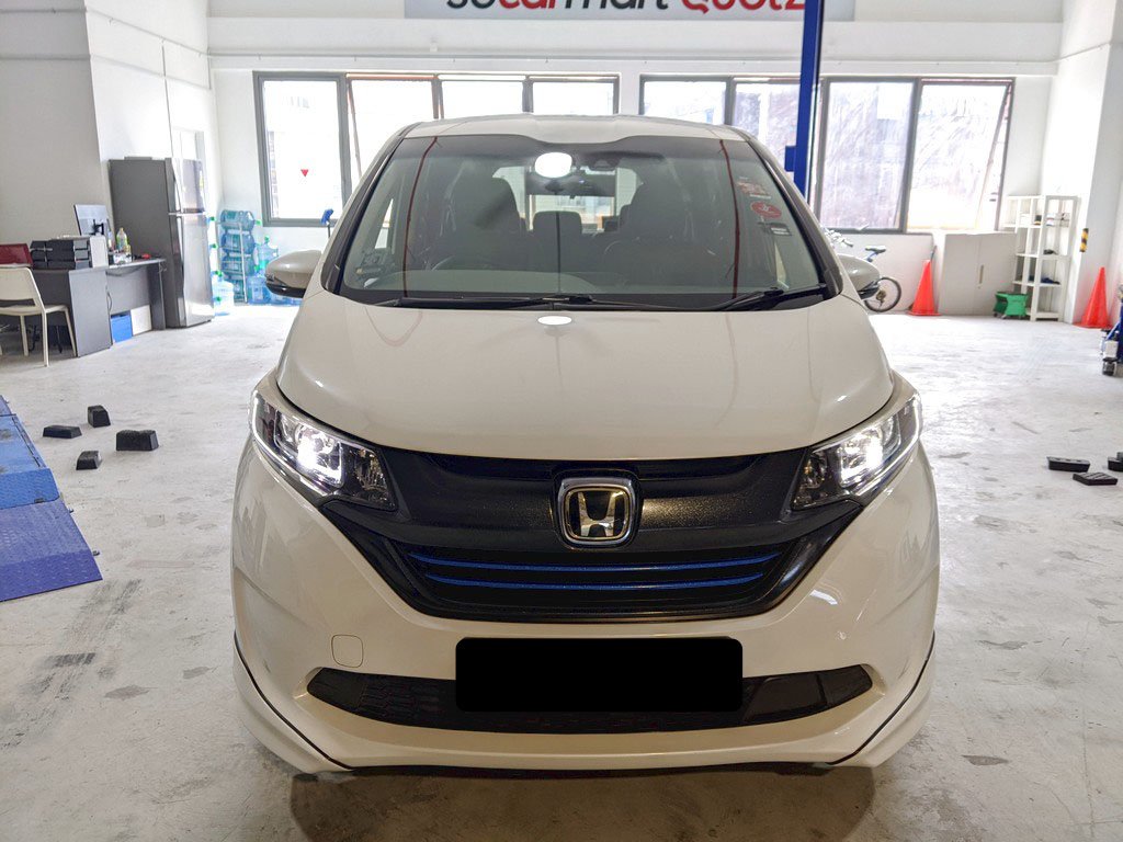 Honda Freed 1.5g A (Hybrid)