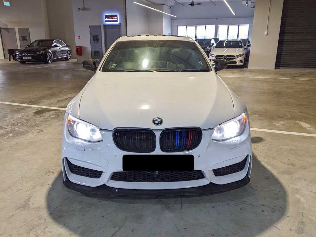 BMW 325i Coupe At Hid Abs D/ab 2wd 2dr Sr (COE Till 08/2030)