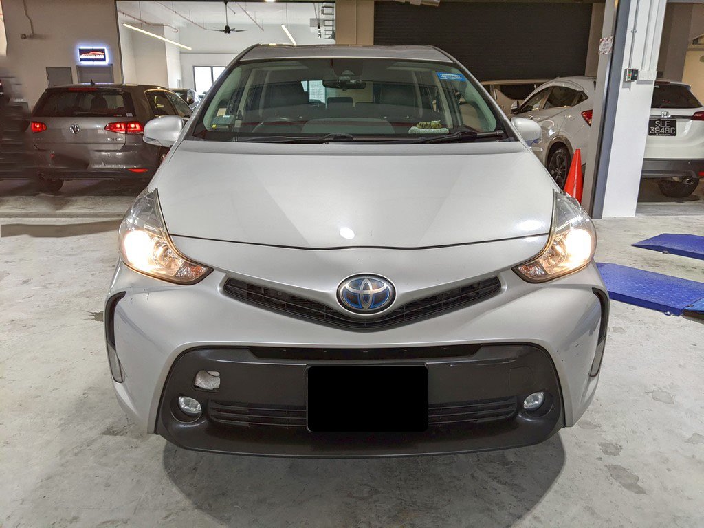 Toyota Prius Alpha 1.8s Cvt (Hybrid)